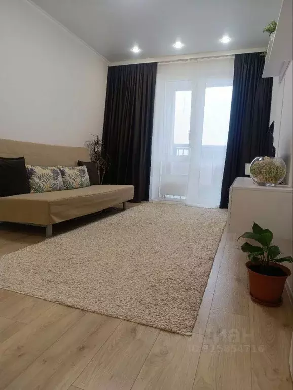 2-к кв. Татарстан, Казань ул. Азата Аббасова, 7 (42.0 м) - Фото 1