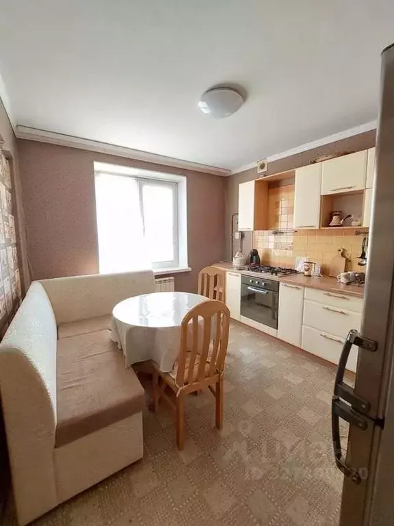 2-к кв. Омская область, Омск ул. Арнольда Нейбута, 10 (55.0 м) - Фото 2