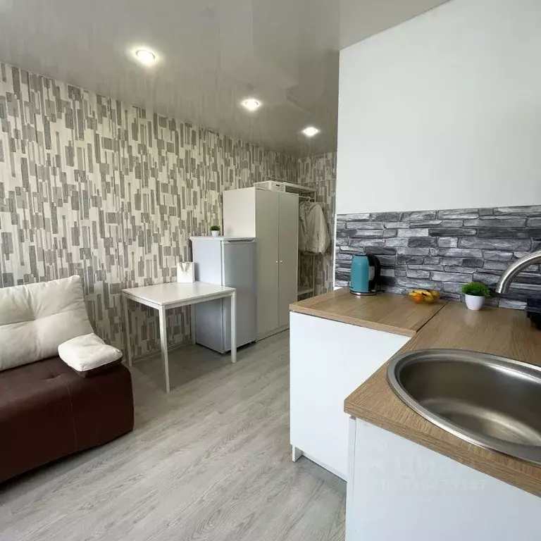 Студия Красноярский край, Красноярск ул. Корнетова, 12 (18.0 м) - Фото 1