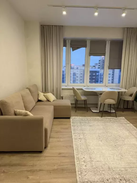 2-к кв. Челябинская область, Челябинск просп. Героя России Е.Н. ... - Фото 2