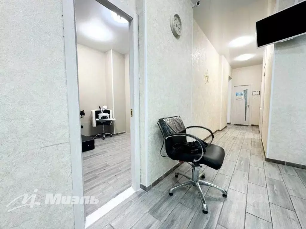 Помещение свободного назначения в Московская область, Люберцы Зенино ... - Фото 1