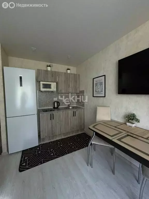 1к в 16-комнатной квартире (18.2 м) - Фото 2