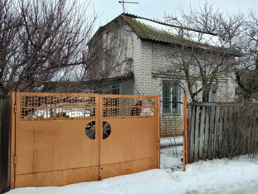 Дом в Волгоградская область, Городищенский район, Ерзовское городское ... - Фото 1