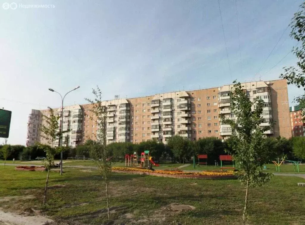 3-комнатная квартира: Тюмень, улица Николая Чаплина, 125 (72 м) - Фото 1
