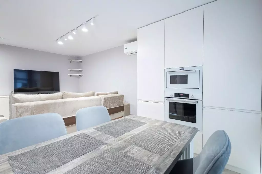 2-к кв. Московская область, Наро-Фоминск ул. Профсоюзная, 6 (44.1 м) - Фото 2