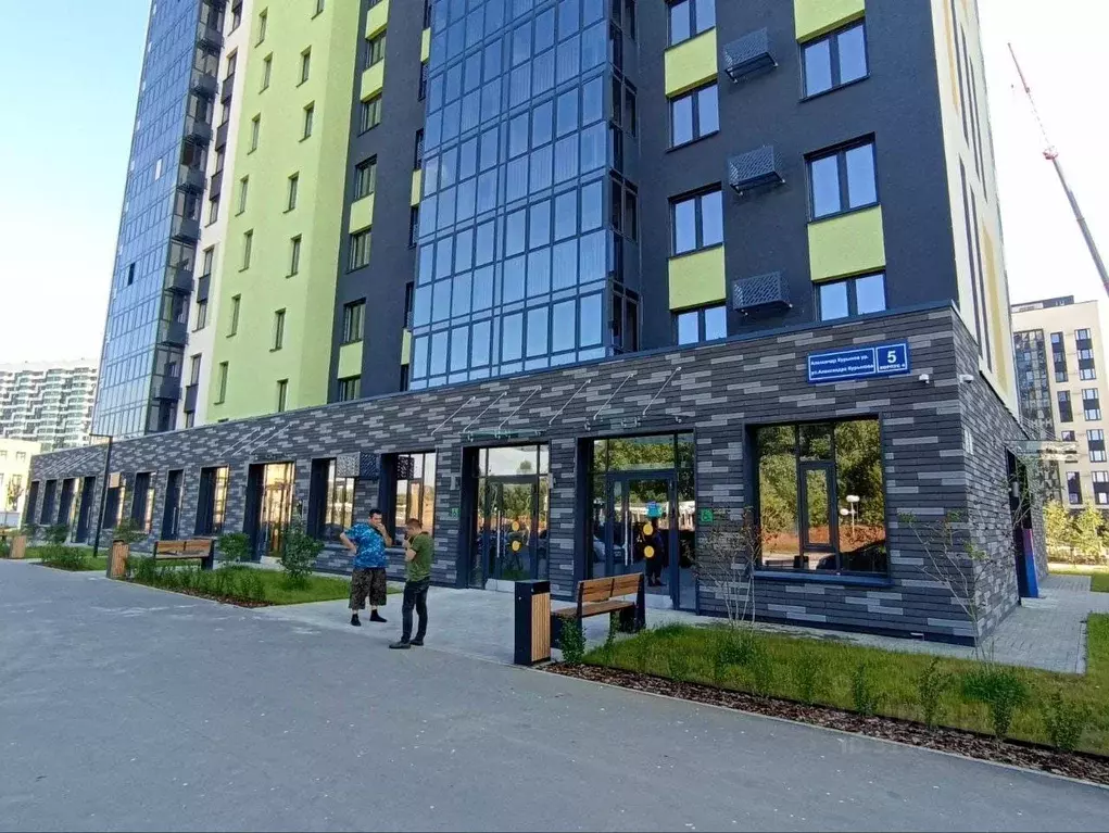 Торговая площадь в Татарстан, Казань ул. Александра Курынова, 5к4 (74 ... - Фото 2