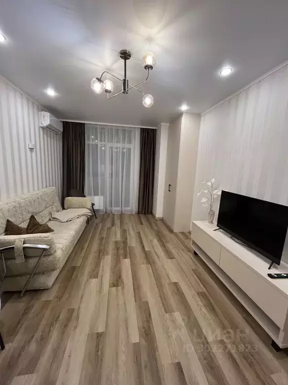 2-к кв. Астраханская область, Астрахань ул. Трофимова, 7А (50.0 м) - Фото 1