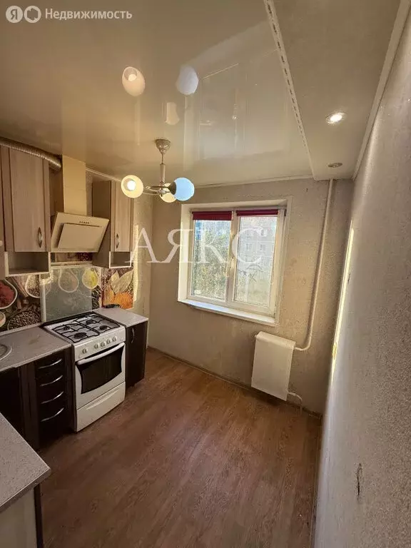 2-комнатная квартира: Ишимбай, проспект Ленина, 13 (44.5 м) - Фото 1