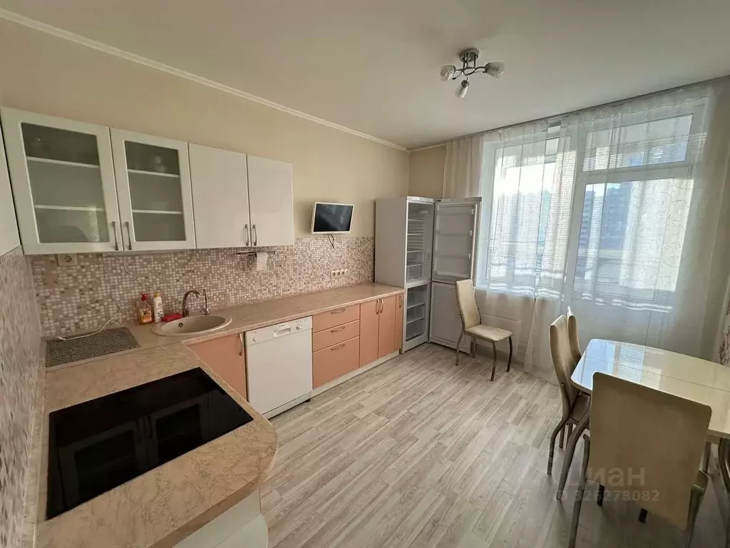 1-к кв. Свердловская область, Екатеринбург ул. Чкалова, 231 (44.0 м) - Фото 1