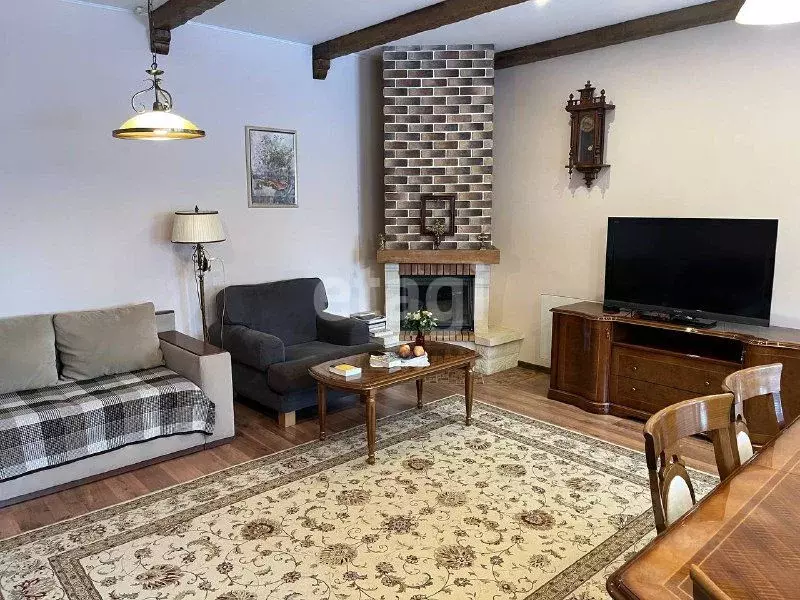 Таунхаус в Тюменская область, Тюмень Барнаульская ул. (191 м) - Фото 1