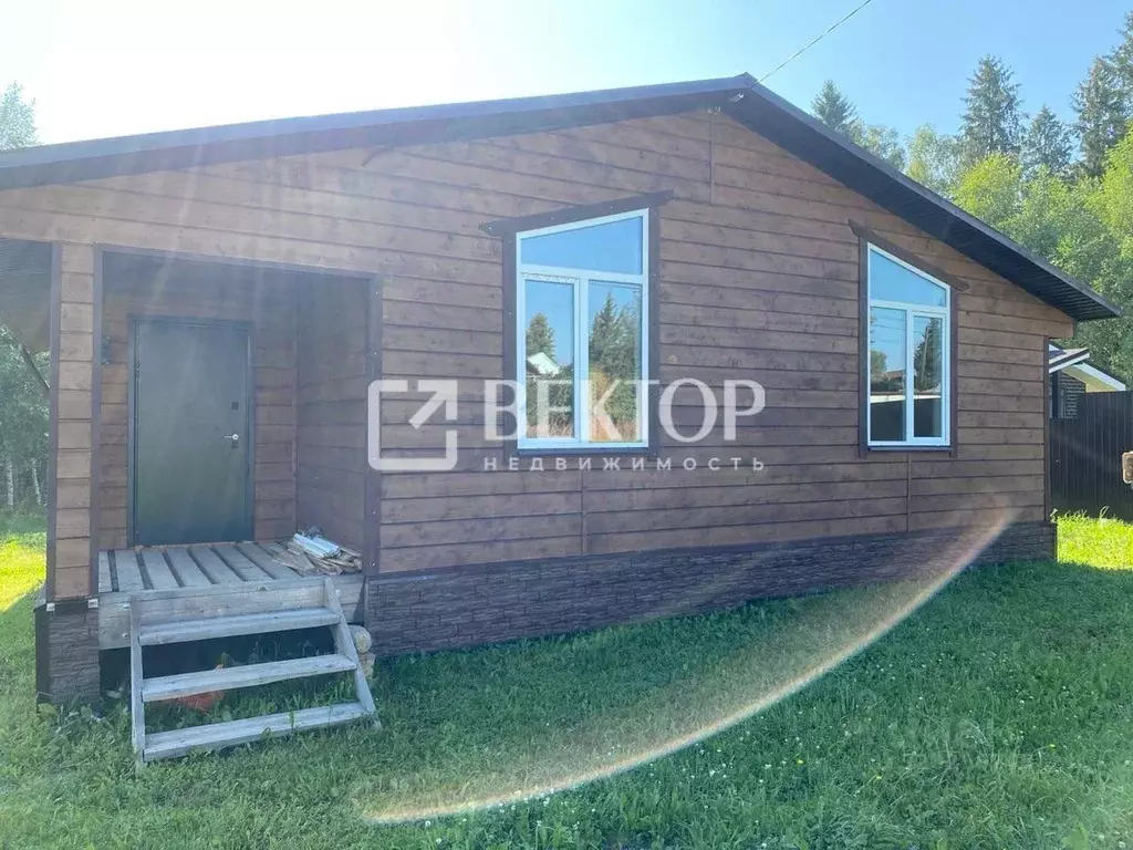 Дом в Ивановская область, Кохма ул. 2-я Застрельная, 13 (100 м) - Фото 0