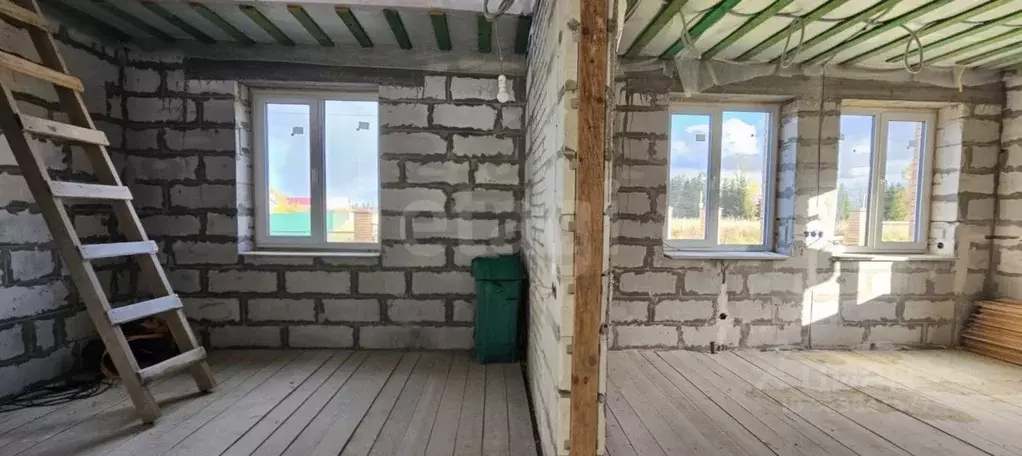 Дом в Ленинградская область, Ломоносовский район, Кипенское с/пос, д. ... - Фото 1