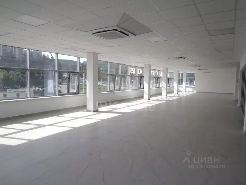 Помещение свободного назначения в Крым, Алушта ул. Горького, 78 (300 ... - Фото 2
