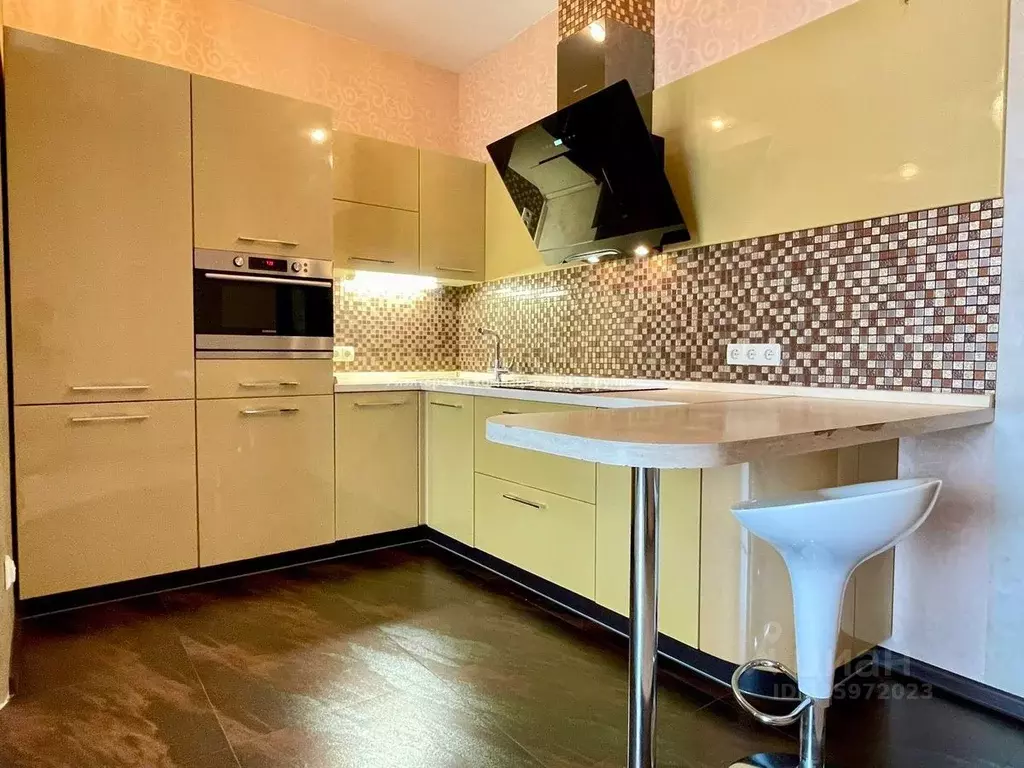 2-к кв. Хабаровский край, Хабаровск ул. Дзержинского, 52 (65.0 м) - Фото 1