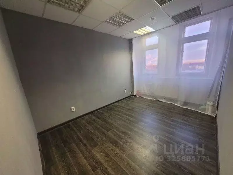 Офис в Санкт-Петербург пл. Конституции, 2 (25 м) - Фото 1