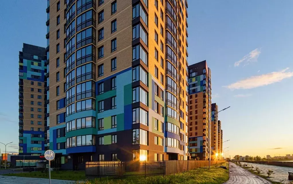 3-к кв. Тюменская область, Тюмень ул. Мельникайте, 30к4 (132.7 м) - Фото 1