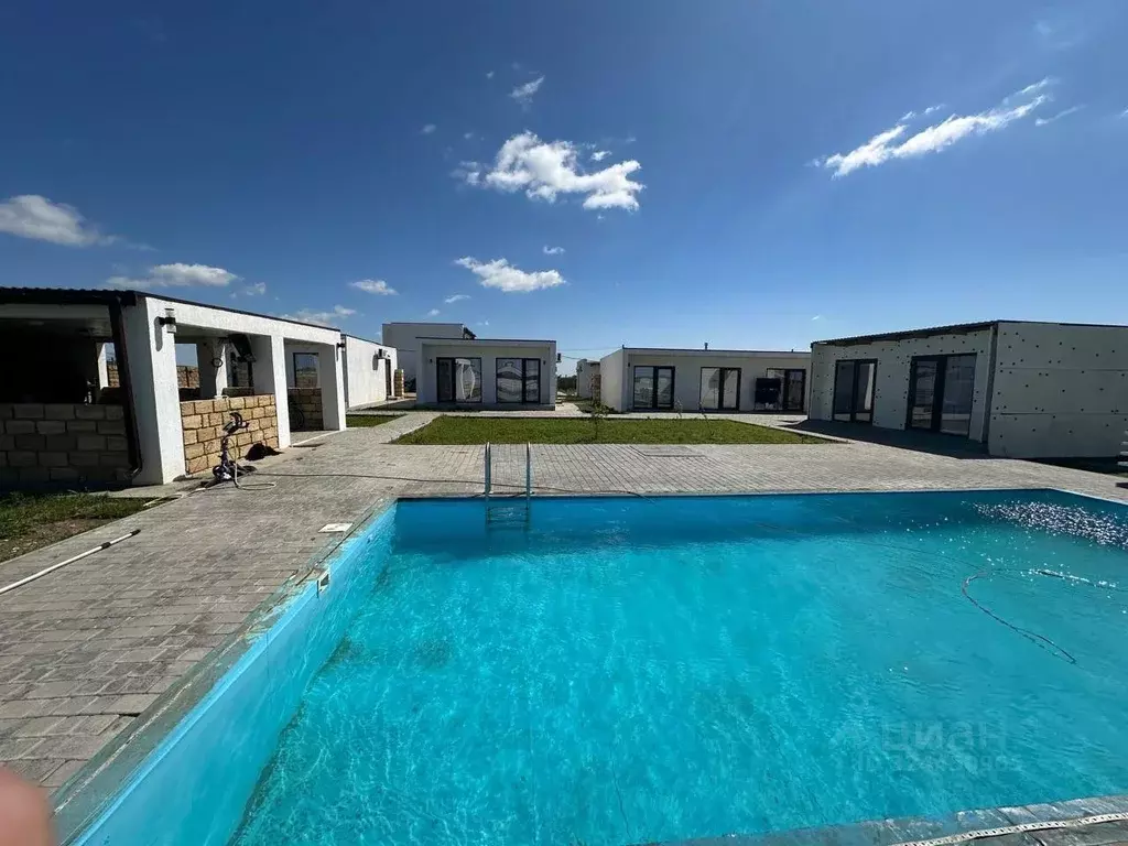 Дом в Краснодарский край, Темрюкский район, Тамань ст-ца ул. Карла ... - Фото 2