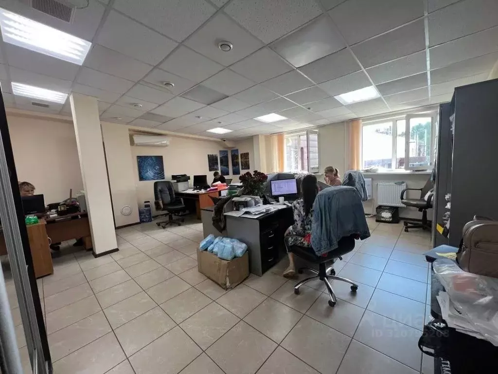 Помещение свободного назначения в Удмуртия, Ижевск Майская ул., 51 ... - Фото 1