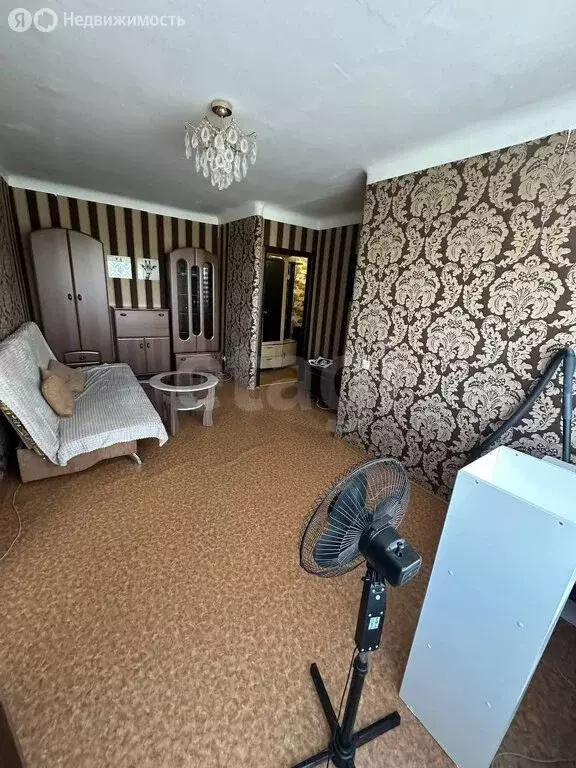 2-комнатная квартира: Осинники, улица Революции, 5 (42 м) - Фото 1