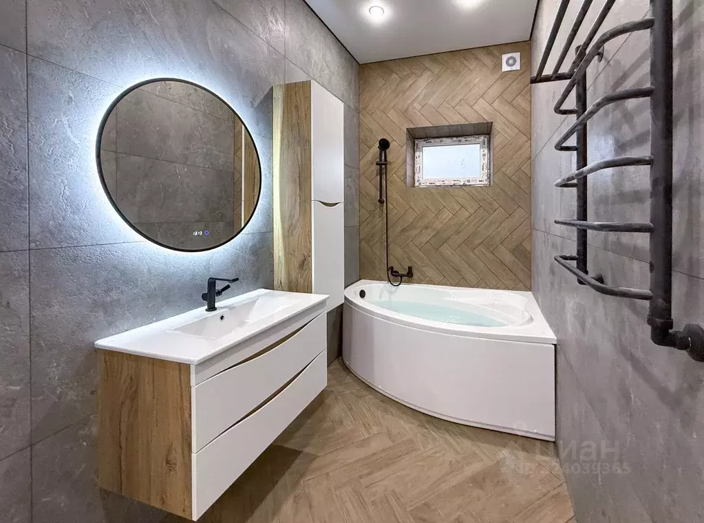 Дом в Ростовская область, Неклиновский район, с. Новобессергеневка ул. ... - Фото 1