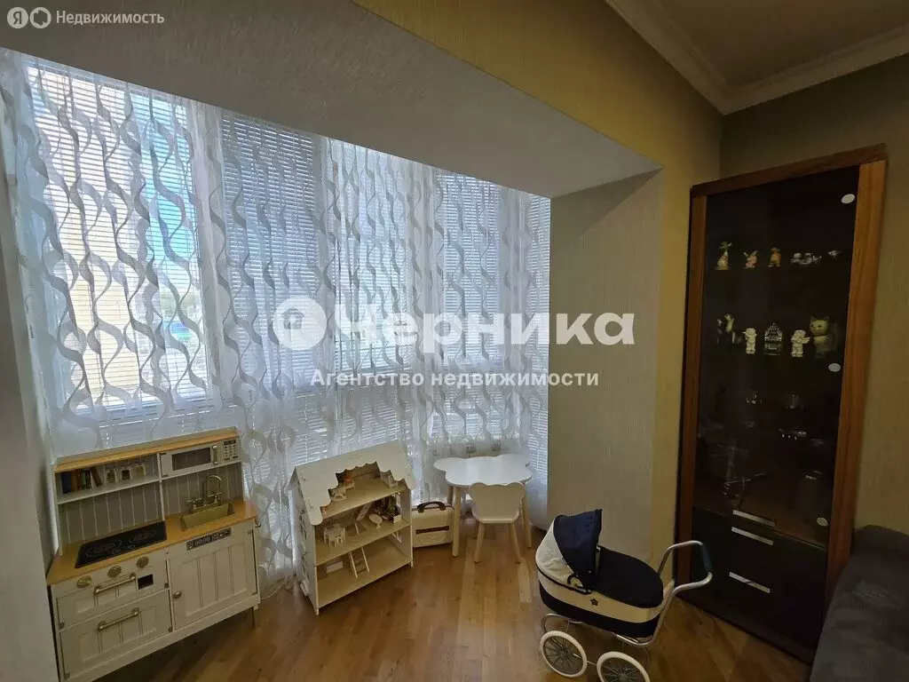 3-комнатная квартира: Ессентуки, Октябрьская улица, 458Б (93 м) - Фото 1