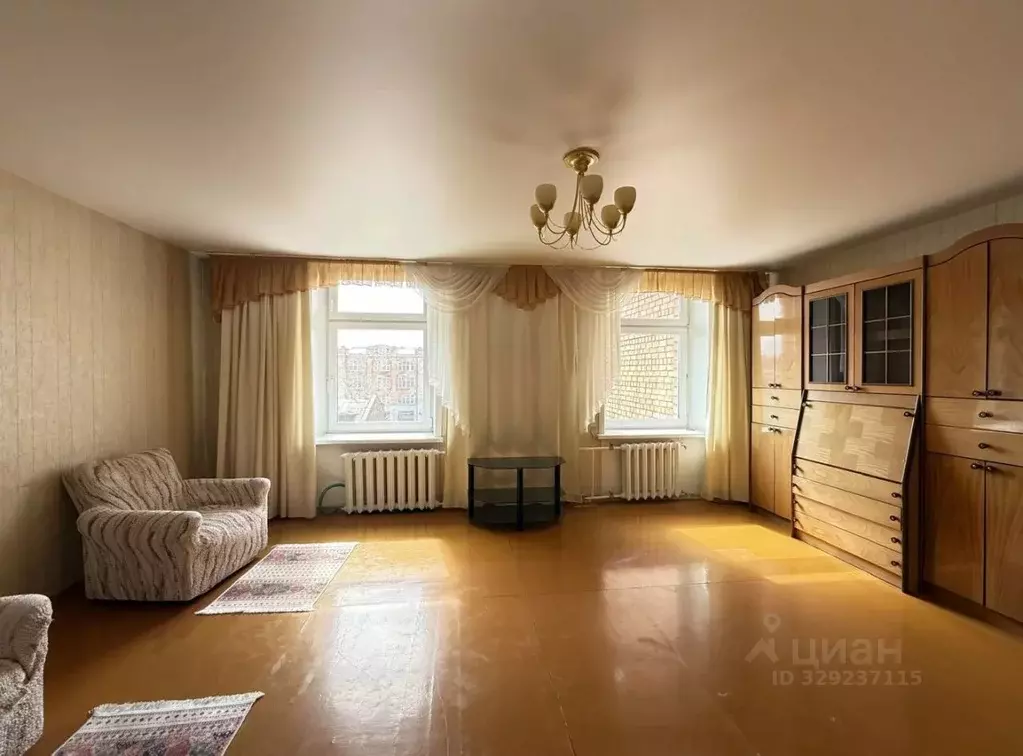 3-к кв. Иркутская область, Иркутск ул. Чехова, 10 (72.1 м) - Фото 0