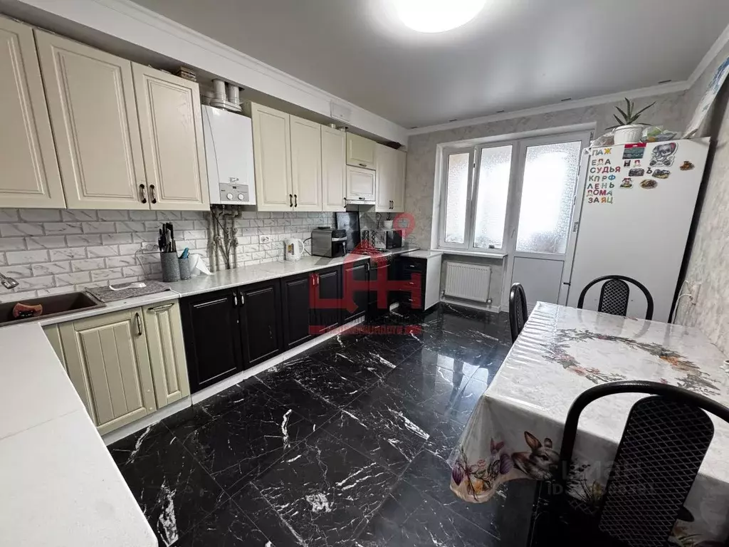 2-к кв. Ставропольский край, Ессентуки Никольская ул., 25к1 (64.7 м) - Фото 0