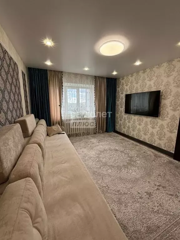 3-к кв. Ханты-Мансийский АО, Сургут ул. Крылова, 47 (76.0 м) - Фото 0