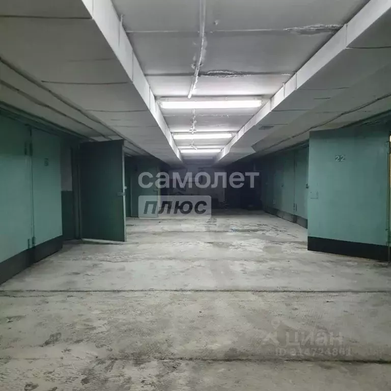 Гараж в Ханты-Мансийский АО, Когалым ул. Степана Повха, 13 (950 м) - Фото 0