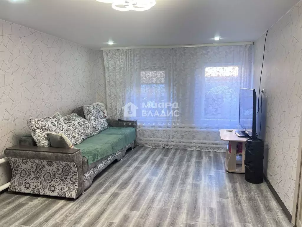 Дом в Омская область, Таврическое рп ул. Советская (85 м) - Фото 1