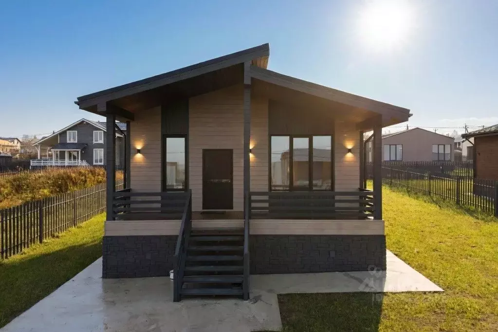 Дом в Ленинградская область, Ломоносовский район, Аннинское городское ... - Фото 1