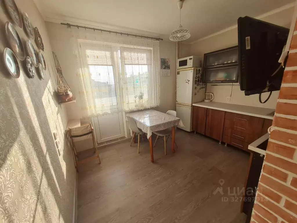 2-к кв. Краснодарский край, Северский район, Афипское городское ... - Фото 1