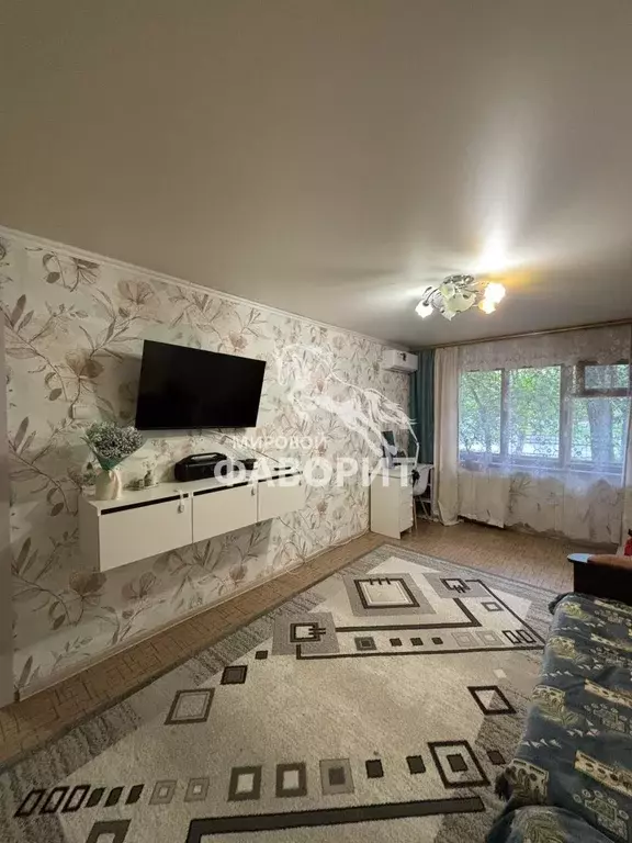 Квартира, 3 комнаты, 55.8 м - Фото 0