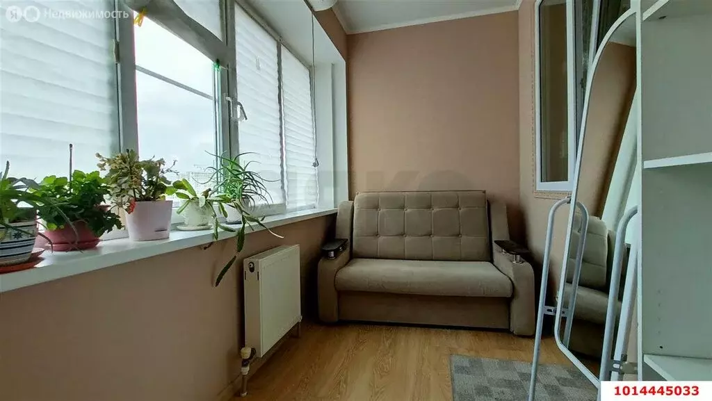1-комнатная квартира: посёлок городского типа Яблоновский, улица ... - Фото 0