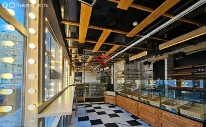 Торговая площадь (250 м) - Фото 1