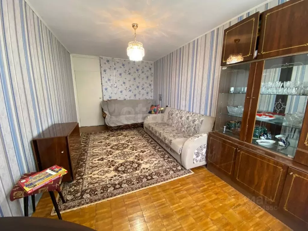 2-к кв. Псковская область, Остров ул. Апакидзе, 4 (46.8 м) - Фото 1