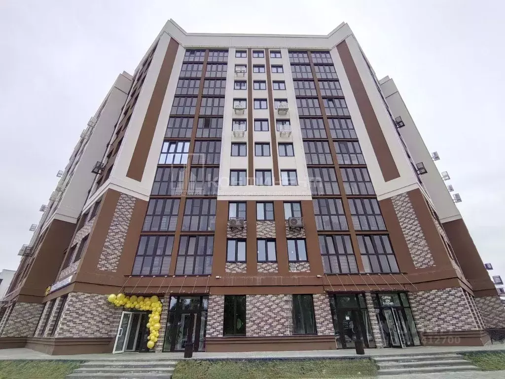 3-к кв. Владимирская область, Ковров Комсомольская ул., 1А (110.5 м) - Фото 0