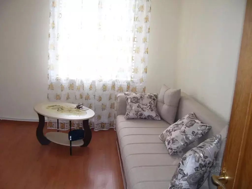 2-к кв. Крым, Феодосия бул. Старшинова, 10А (67.0 м) - Фото 2