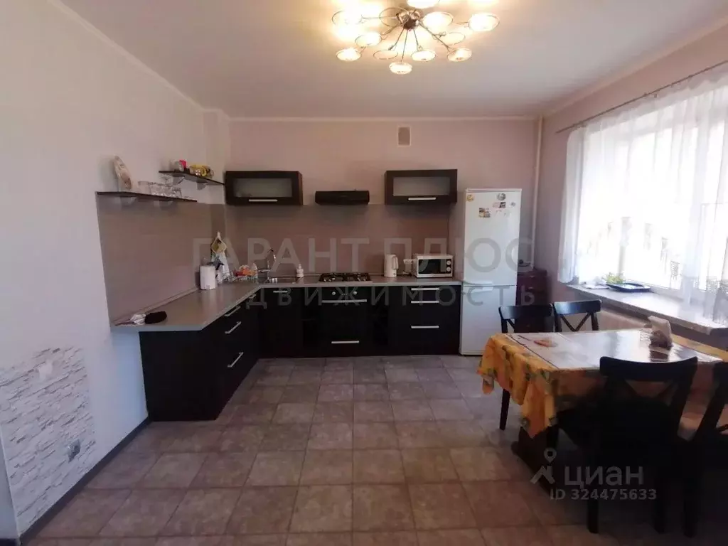 3-к кв. Липецкая область, Липецк ул. Фрунзе, 27 (100.0 м) - Фото 1