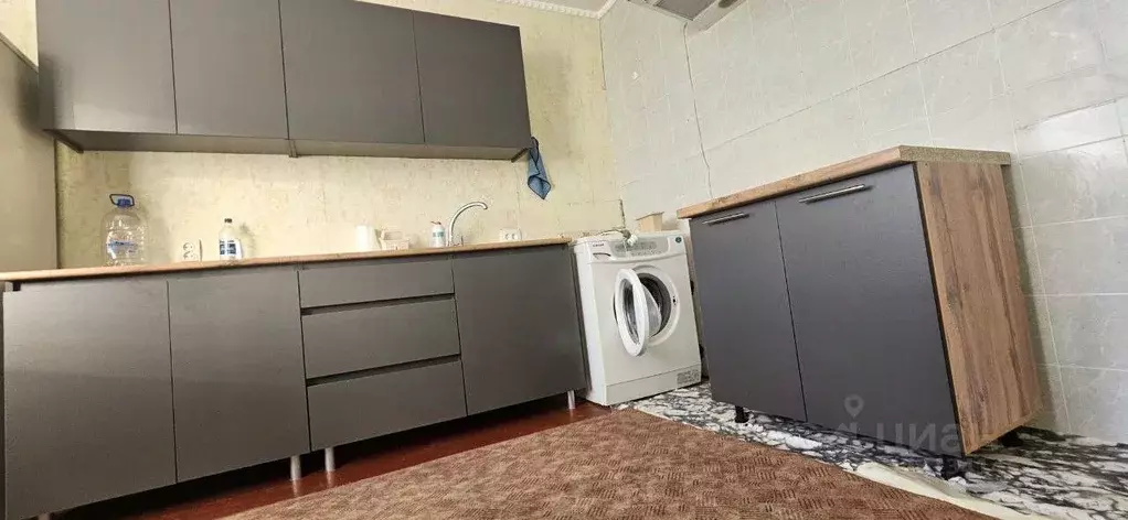 1-к кв. Крым, Симферополь ул. Имени газеты Крымская Правда, 61А (50.0 ... - Фото 2