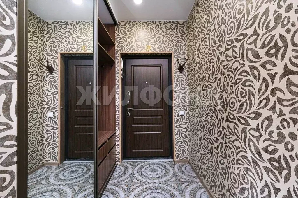 2-к кв. Новосибирская область, Новосибирск ул. Кирова, 346 (57.3 м) - Фото 2