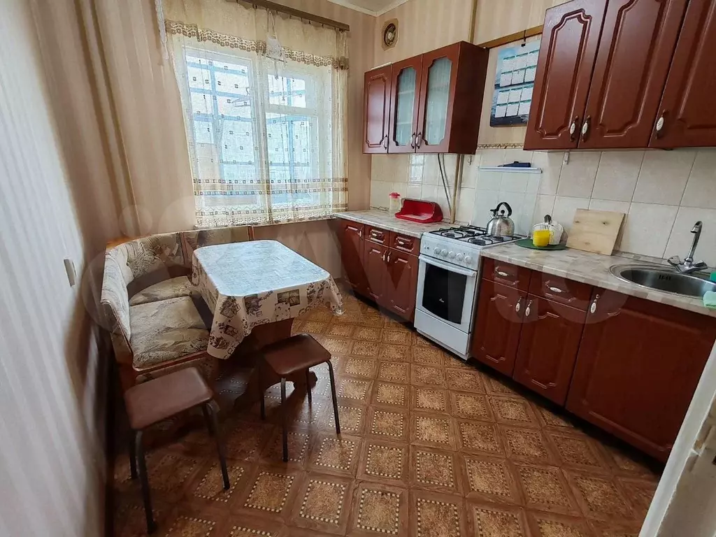1-к. квартира, 42 м, 4/5 эт. - Фото 0