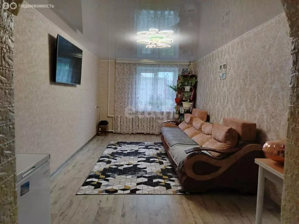 3-комнатная квартира: Ишим, улица Корушина, 11Б (68.8 м) - Фото 1