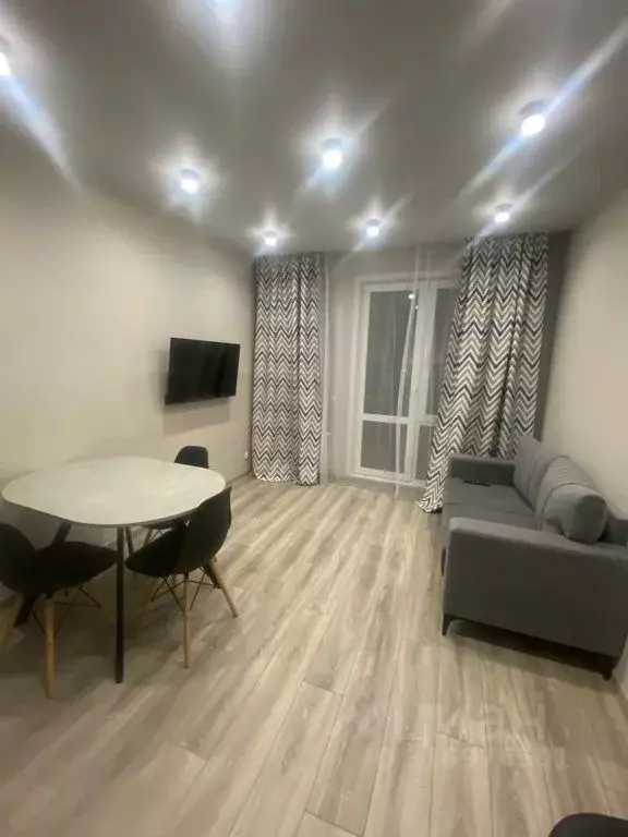 2-к кв. Татарстан, Казань ул. Рашида Нежметдинова, 11к2 (52.0 м) - Фото 1