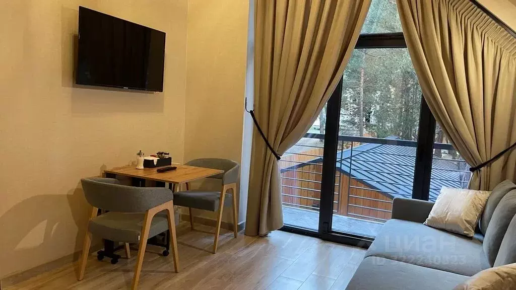 Дом в Кабардино-Балкария, Эльбрусский район, с. Эльбрус ул. Адыл-Суу, ... - Фото 2