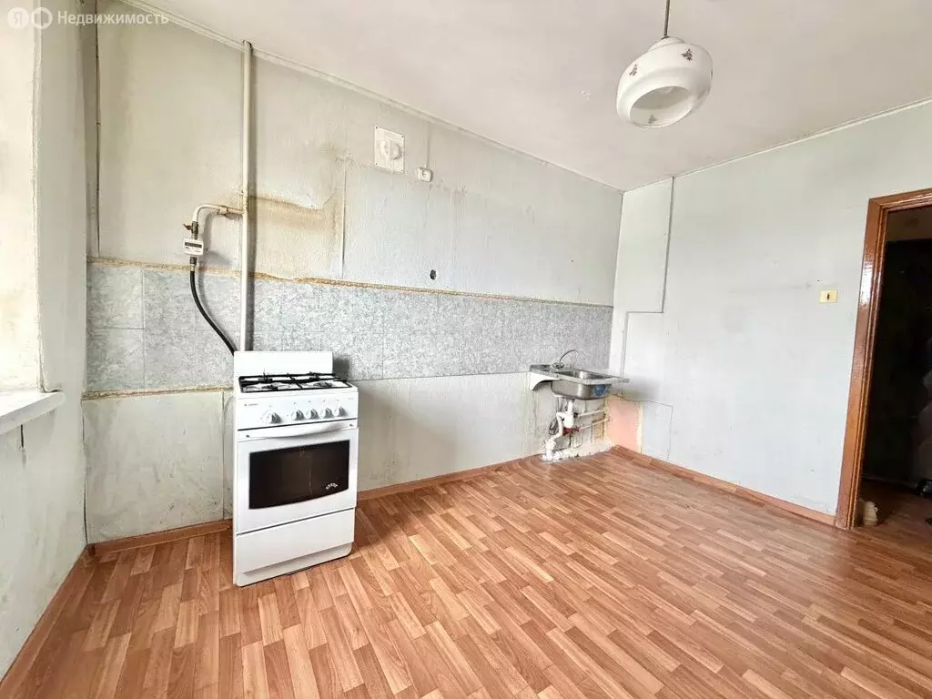 3-комнатная квартира: Волгоград, улица Пархоменко, 43 (82.6 м) - Фото 2