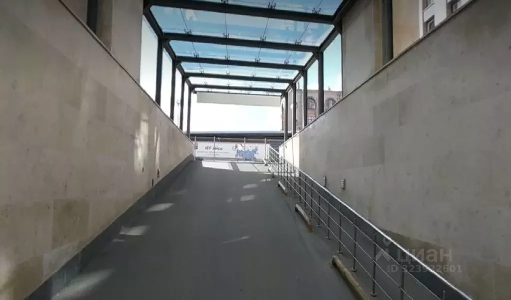 Гараж в Санкт-Петербург Полтавский проезд, 2 (18 м) - Фото 1