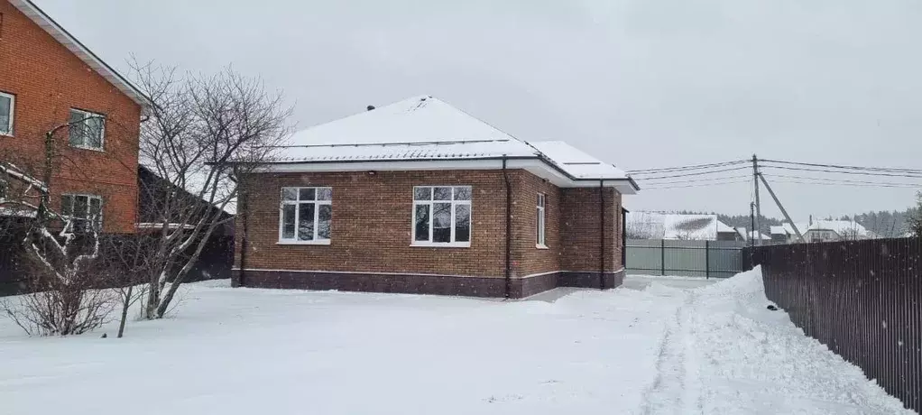 Коттедж в Московская область, Богородский городской округ, д. Молзино ... - Фото 0