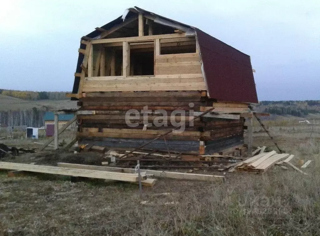 Дом в Красноярский край, Емельяновский муниципальный округ, Зимницы ... - Фото 1