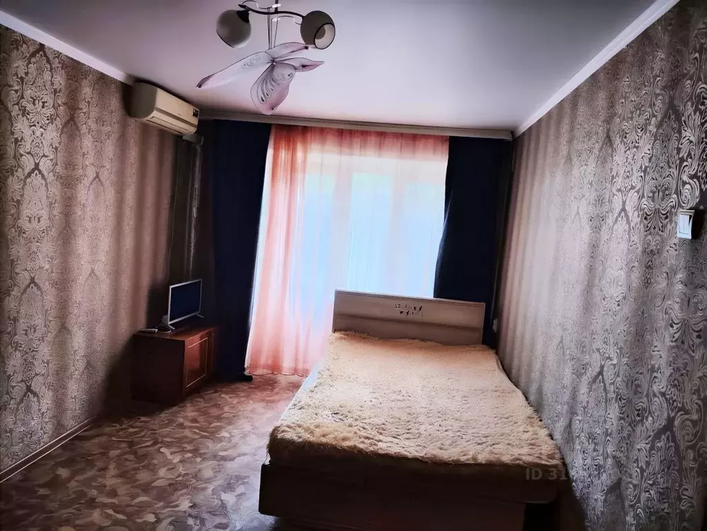 1-к кв. Астраханская область, Астрахань ул. Николая Островского, 70 ... - Фото 0